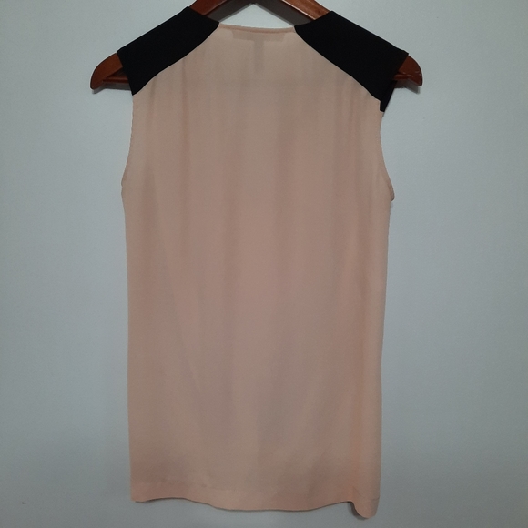BCBGMaxazria Pink Creamish and Black Blouse - Picture 2 of 4